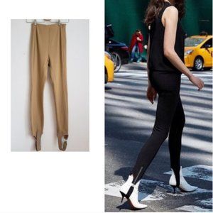 Aritzia Babaton Stirrup High Rise Hemsworth Pant 4